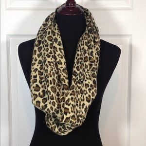 ALDO Long leopard scarf Soft and trendy